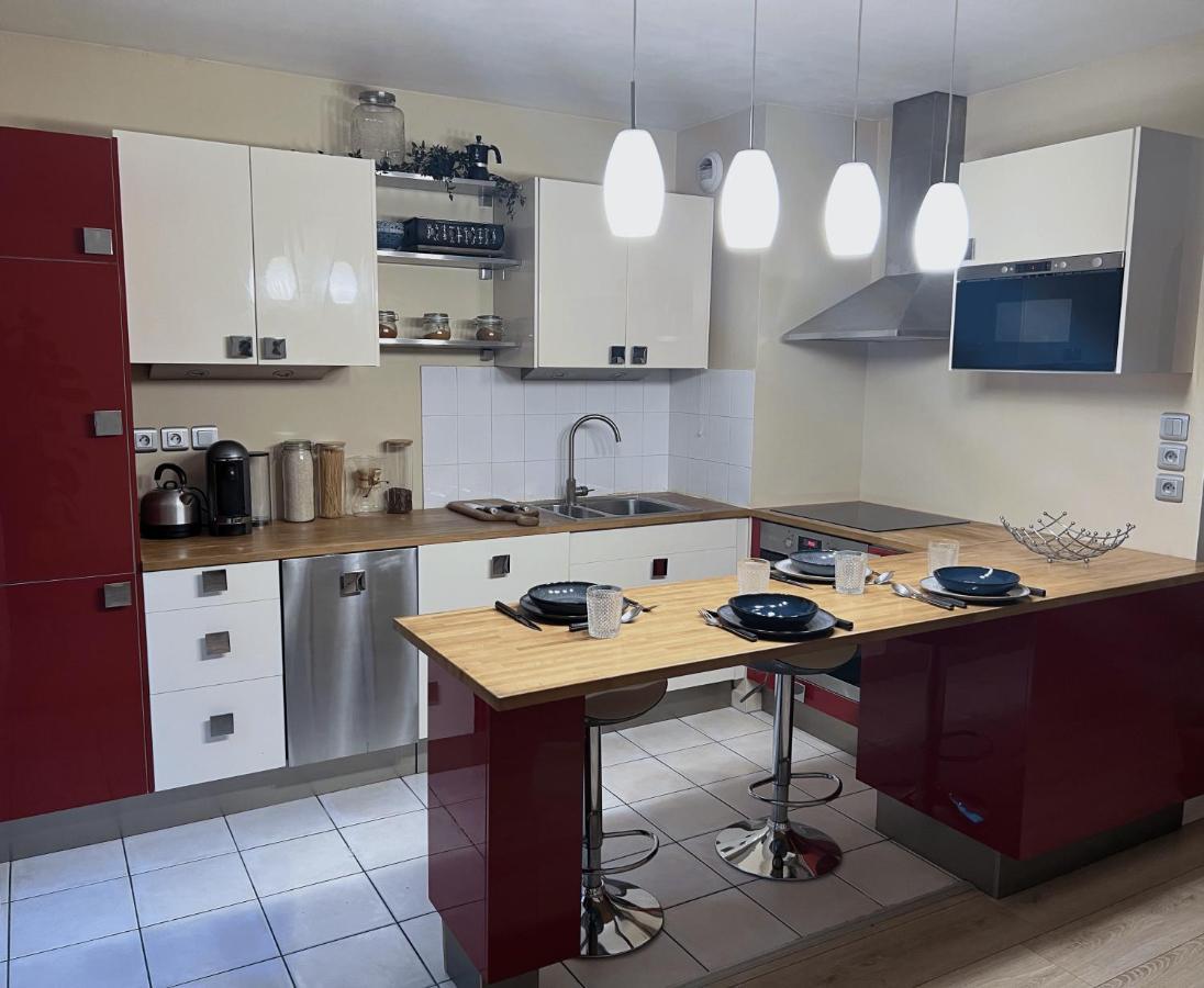 Appartement Charme et Passion By UTA HOUSE à Saint-Denis  Extérieur photo